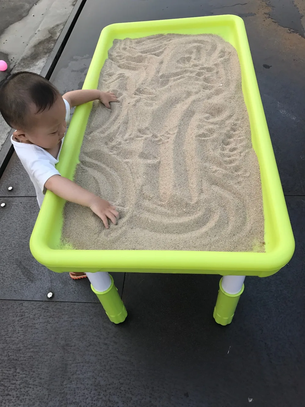 outdoor sand and water table