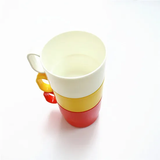 3-PK plastic cups.jpg