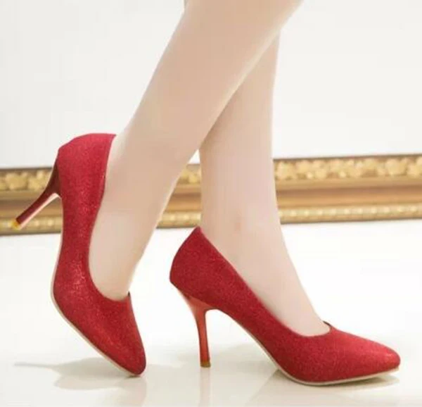 girls wearing high heels