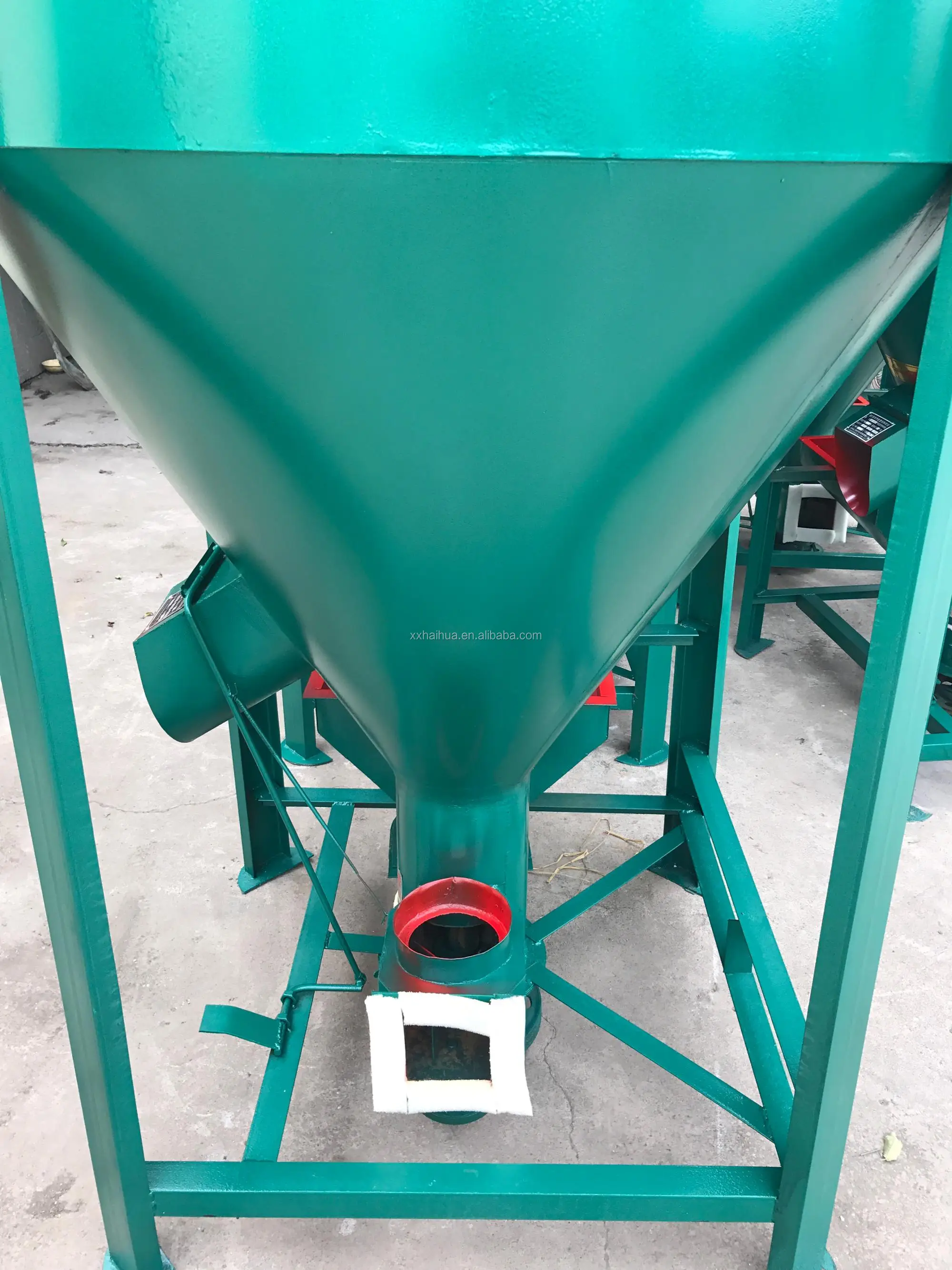 vertical-poultry-feed-mixer-grinder-machine-1-ton-feed-mixer-buy-feed