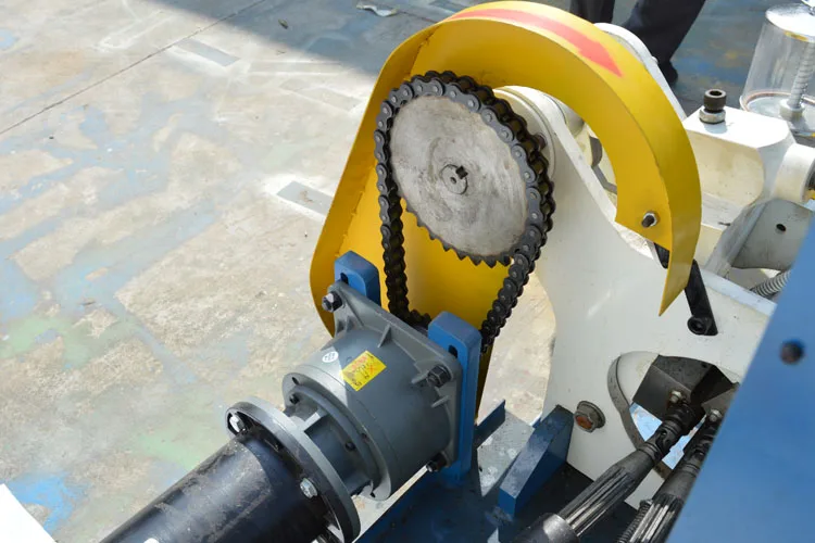 tube threading machine.jpg