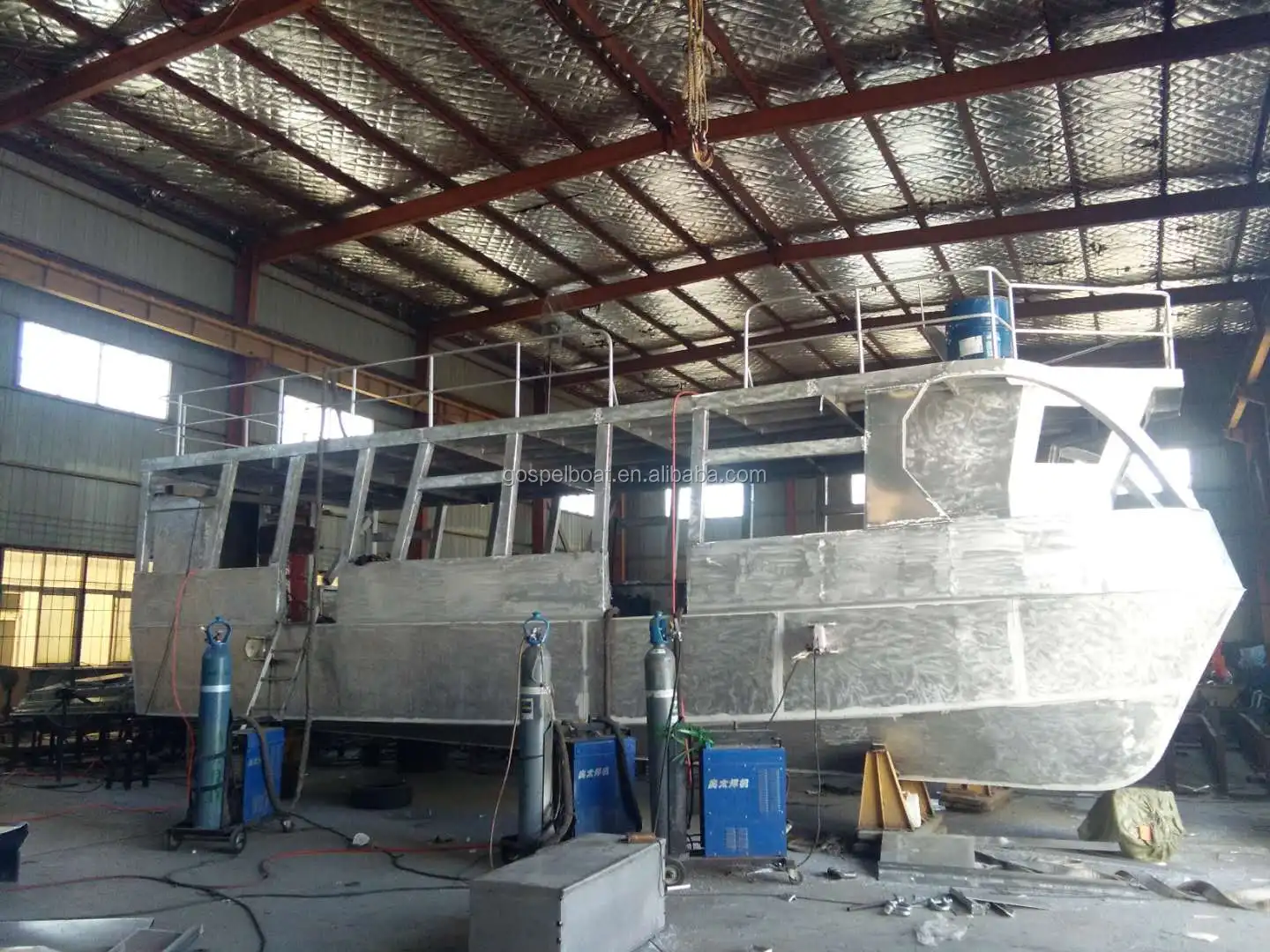 12m cataraman 2 .jpg