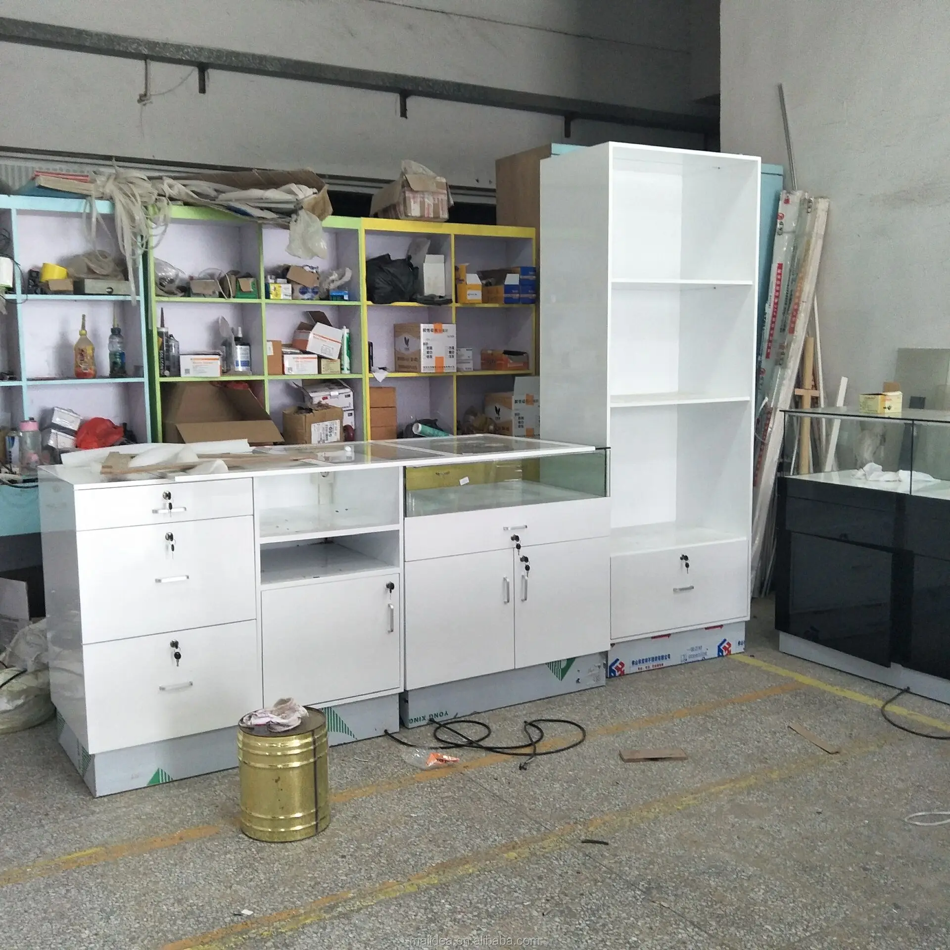 Wholesale glass white vitrine jewelry display cabinet for jewelry shop 