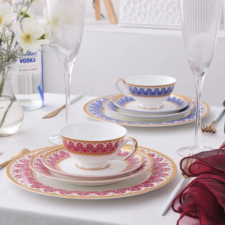 china supplier beautiful decal bone china dinner set good design ceramic dinnerware table set