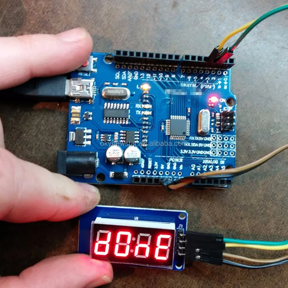 Дисплей датчика. Esp8266 tm1637. Дисплей на tm1637 и ардуино. Ds18b20 Arduino tm1637. Ардуино индикатор тм1637.