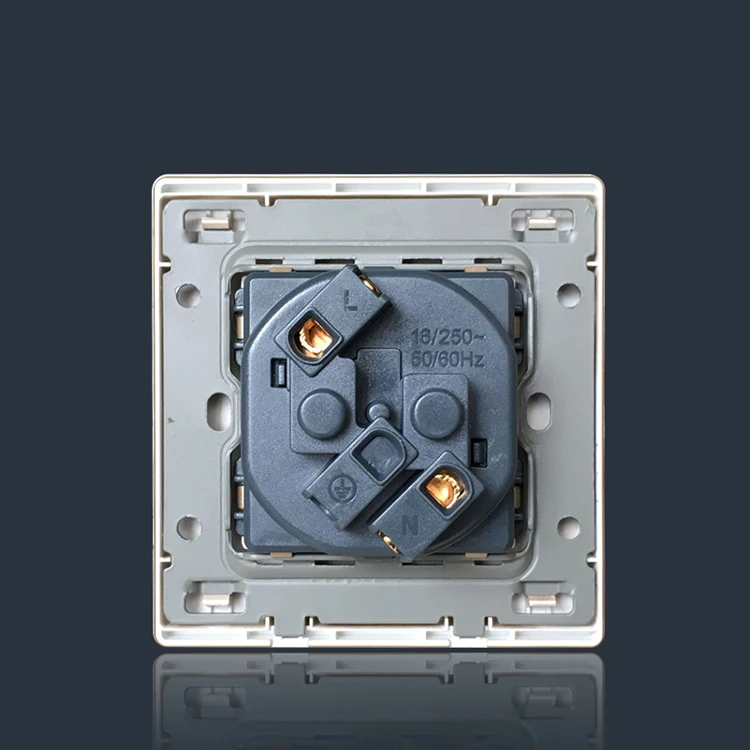 Germany Type 16a 86 Size White Pc Socket