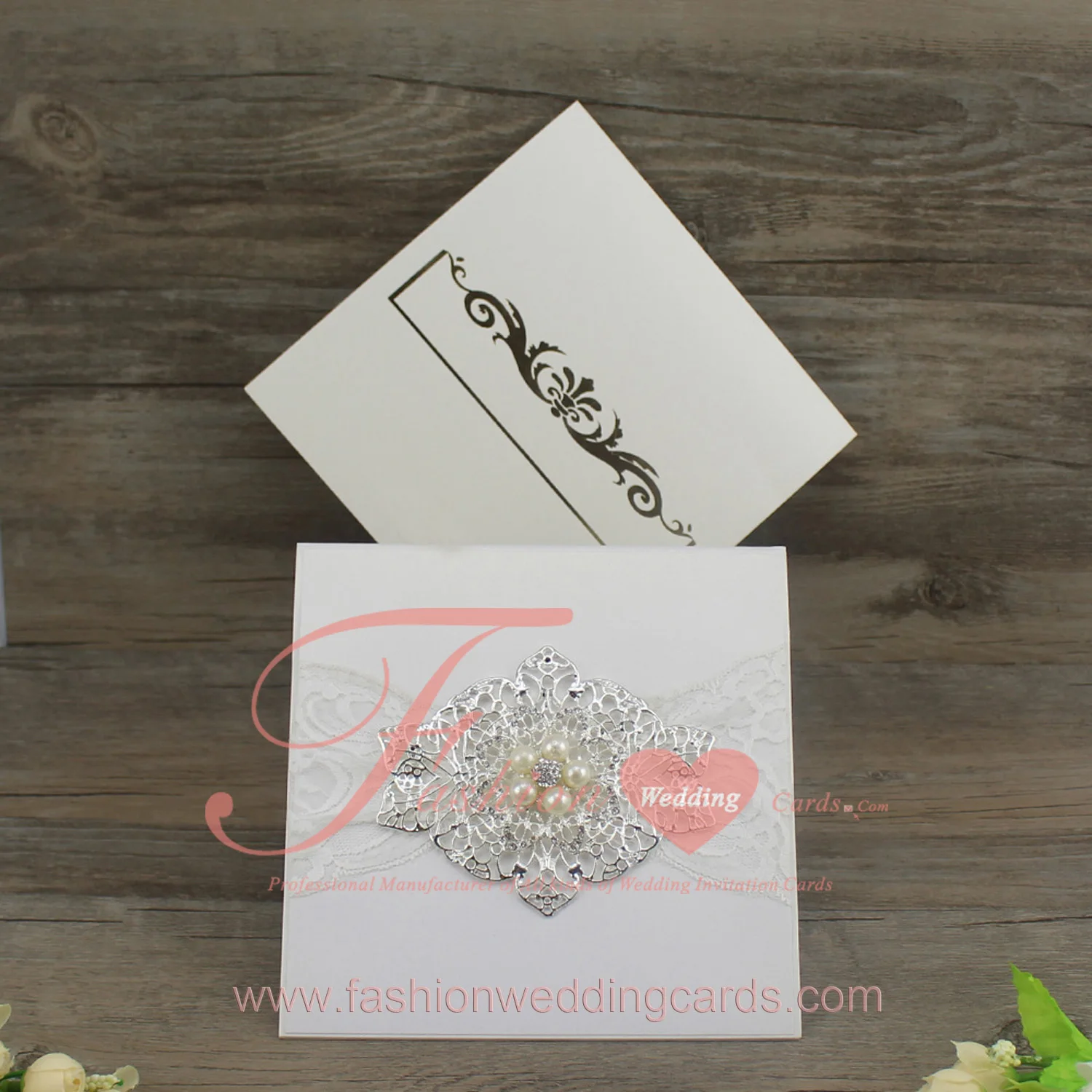 Fashional Extravagant Arabic Style Jeweled Wedding Invitation With Customized Printing Invitations Fashional Extravagant Arabic Style Jeweled Wedding Invitation With Customized Printing Invitations