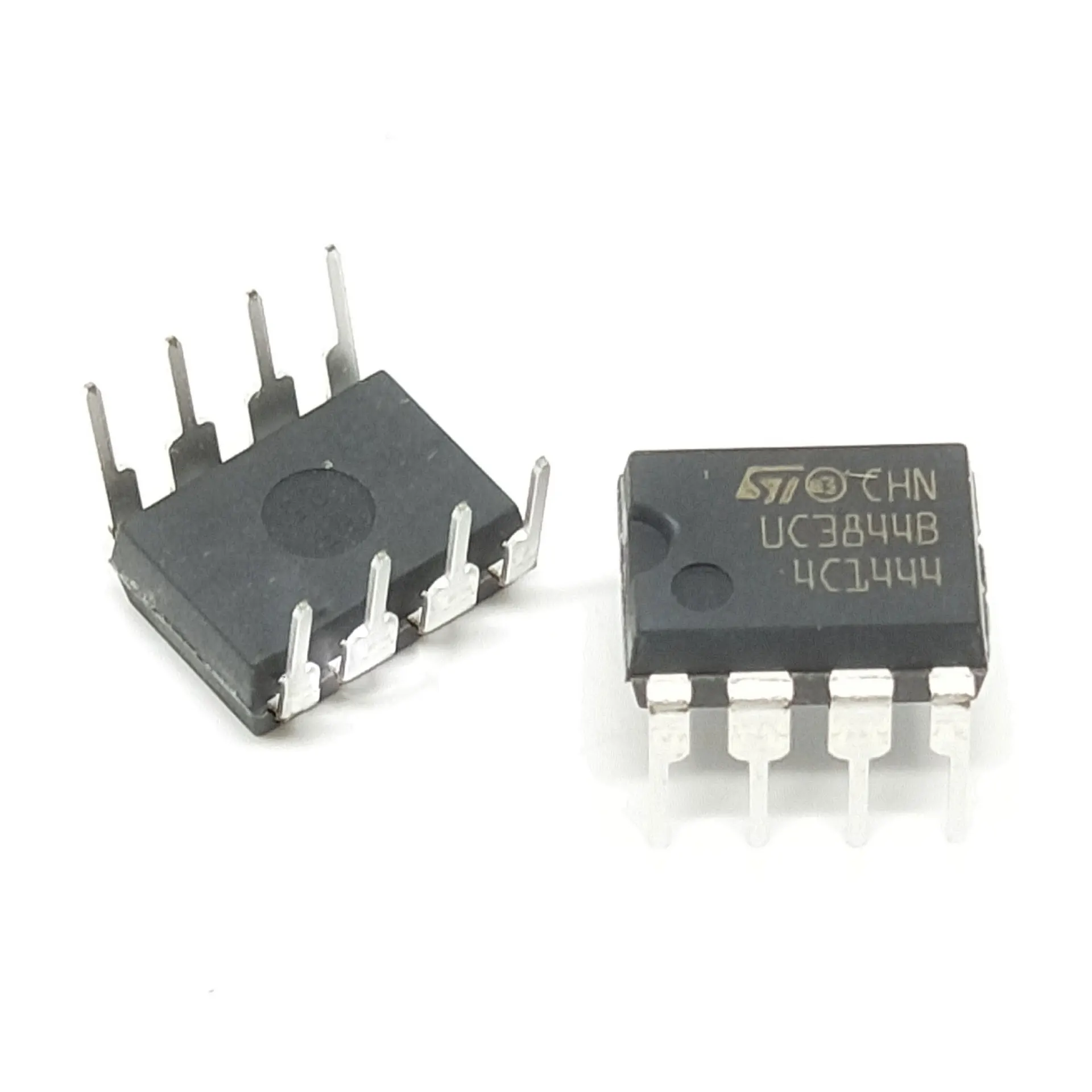 5 Pcs L6565 L6565D St SOP8 iy