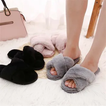ladies fur slippers