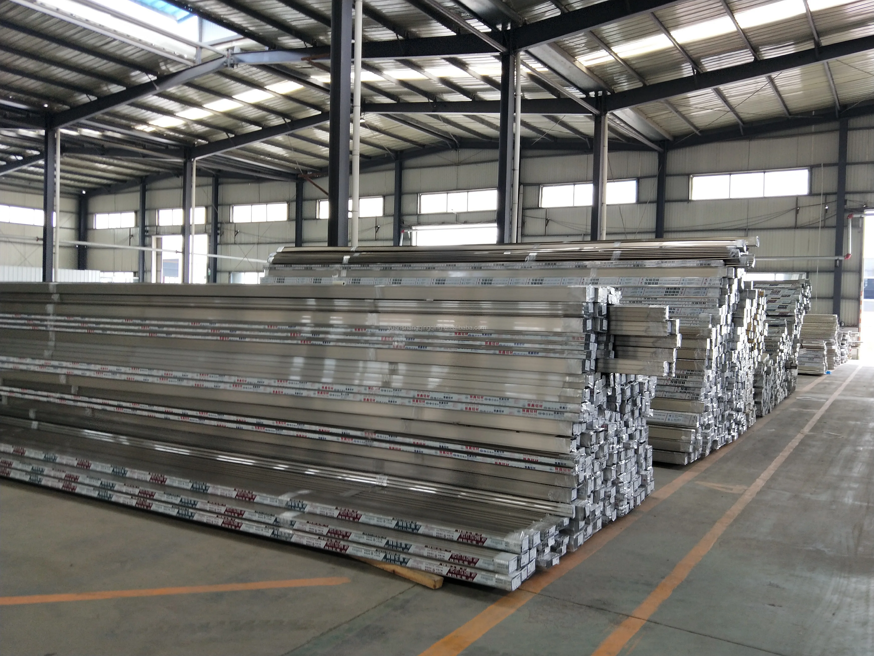 高品质高级良好的栏杆铝空心型材通道和跟踪 led灯的苗条线