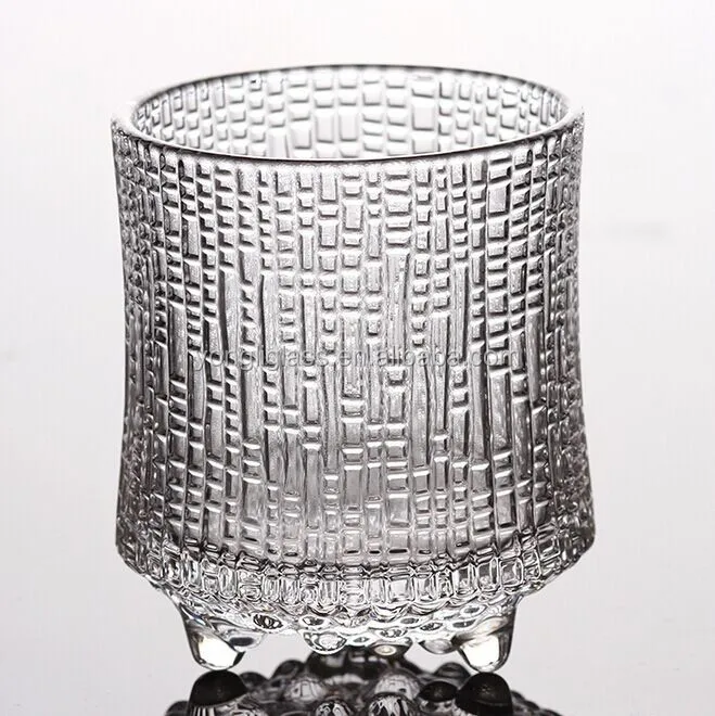 2016 new item designer whiskey glass,fancy whiskey glass with bead bottom