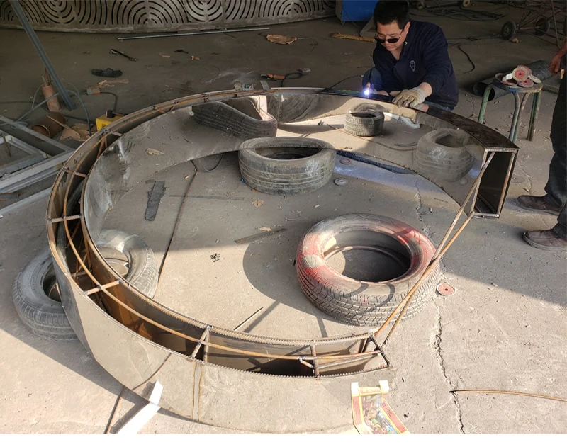 Outdoor Garden Modern Art Large Metal Ring Statue Stainless Steel Water Fountain