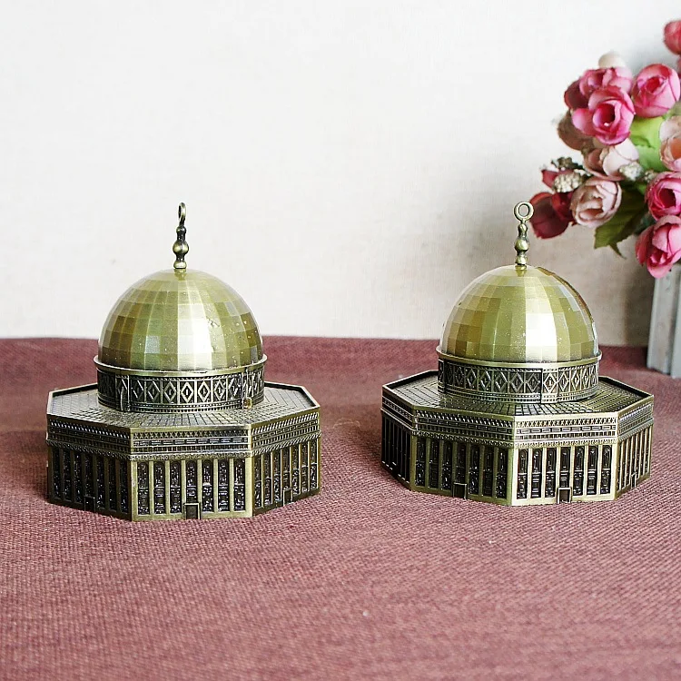 Estatuetas e miniaturas
