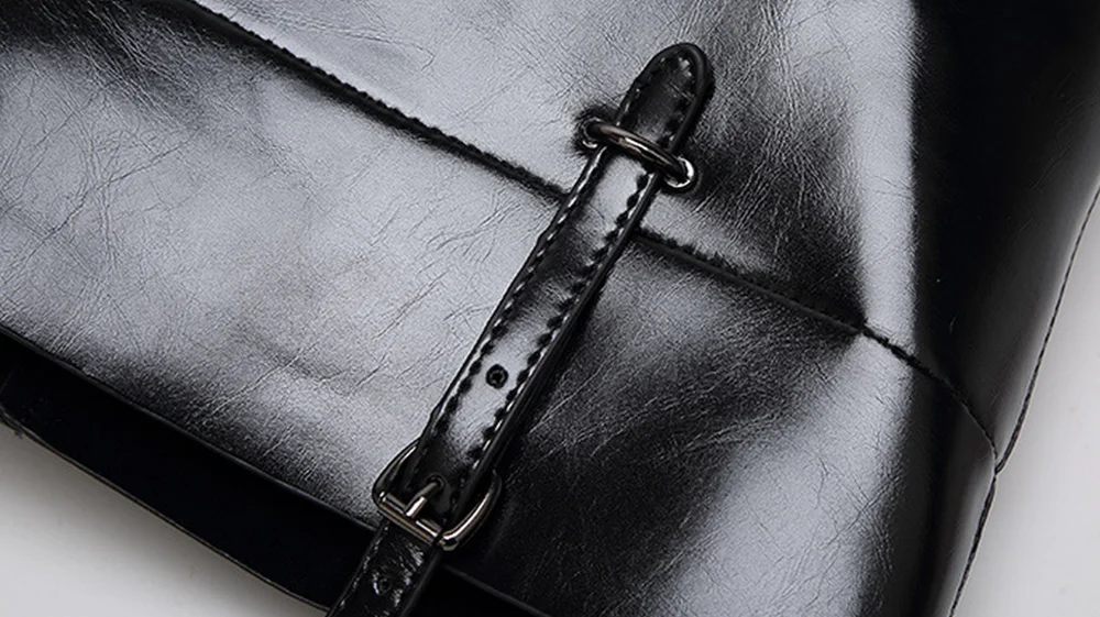 leather bag (16).png
