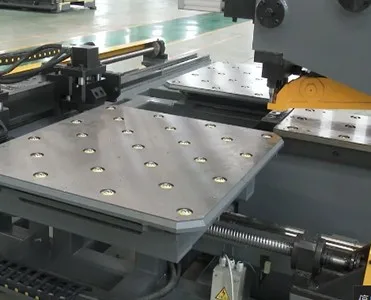 CNC Hydraulic Plate Steel Structure Marking and Punching Machine插图2