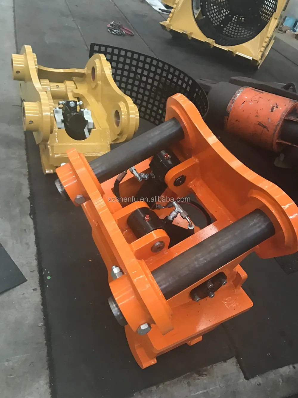 Sf 12t Excavator Buckets Quick Couplers And Hithes Tilting Type With