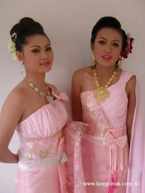thai bridesmaid dresses