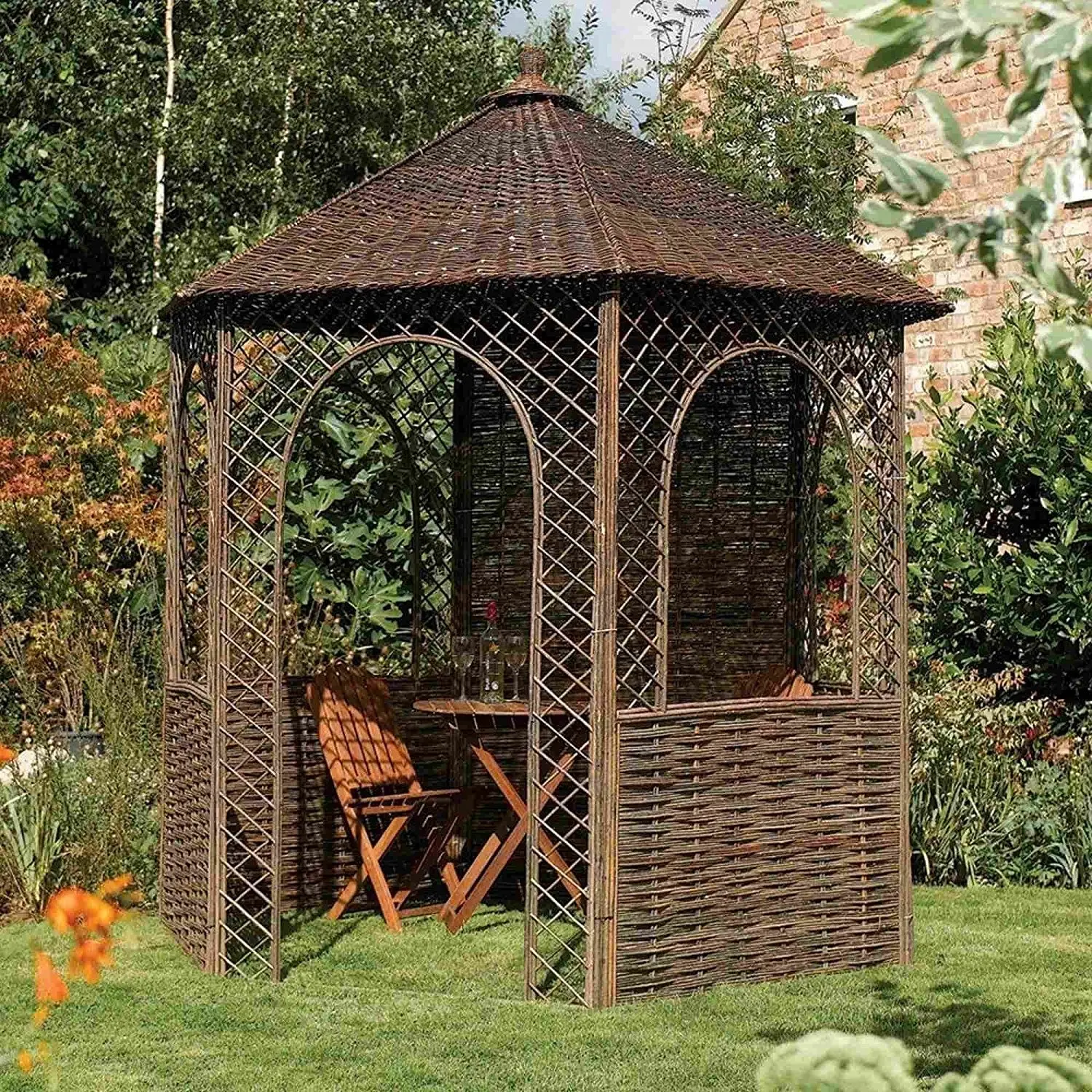 Плетеные беседки. Wooden Gazebo беседки. Плетеная беседка. Беседка из прутьев. Беседка плетеная из прутьев.