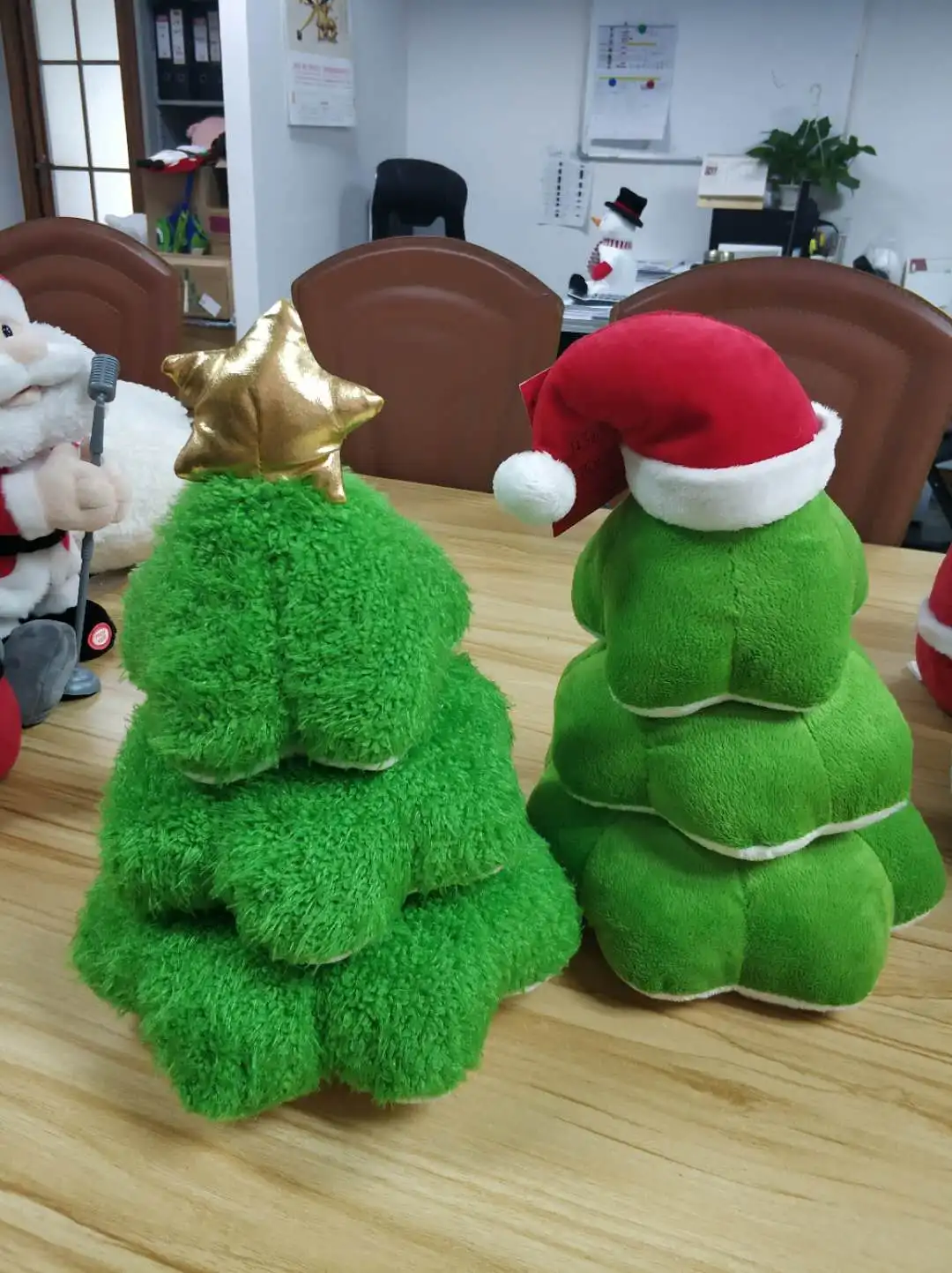 singing christmas tree plush