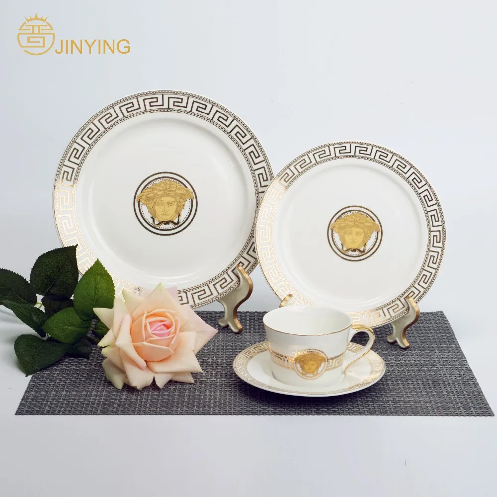 China Wholesale Golden Dinnerware Set Fine Bone China Gold Dinner Set