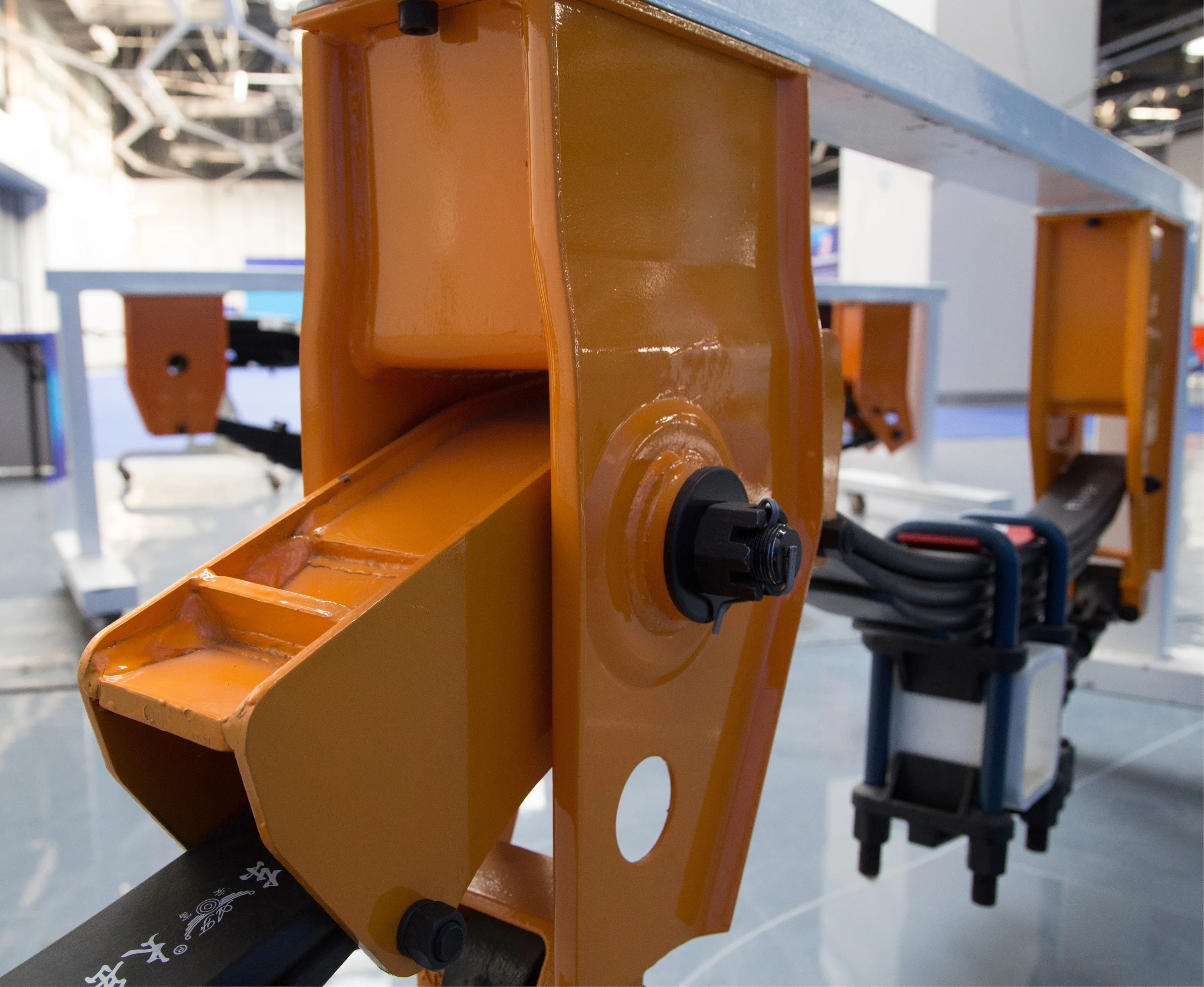 American suspension (2)