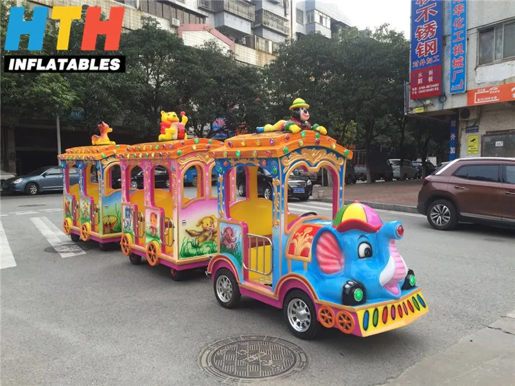 Animal world theme trackless train for sale