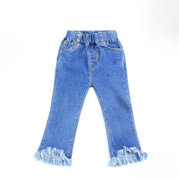 calça de criança jeans