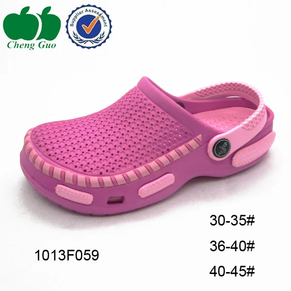inexpensive clogs