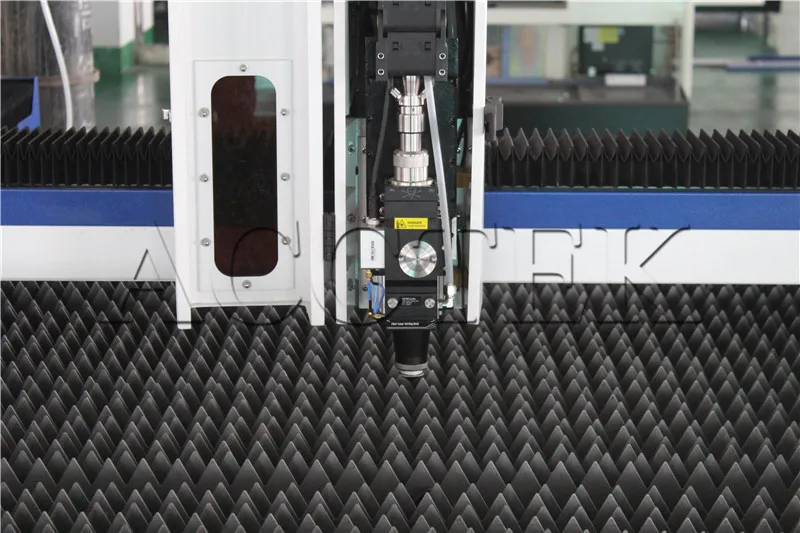 Jinan Acctek fiber laser cutter metal laser cutting cnc machine AKJ1325F