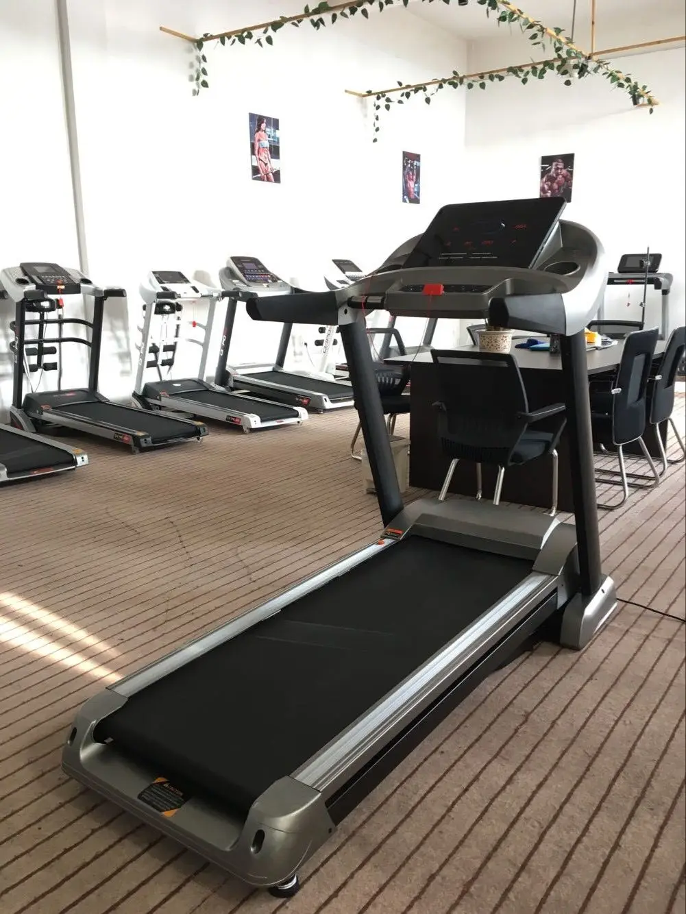 Ac 4.5hp Led Screen Treadmill Fashion Folding Design Fitness Treadmill