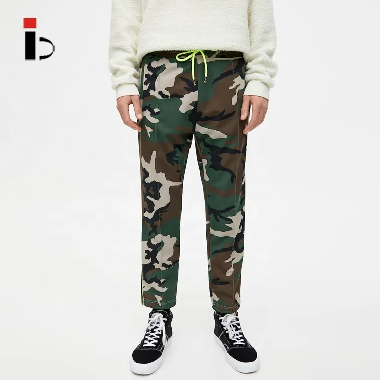 men's camo jogger sweatpants