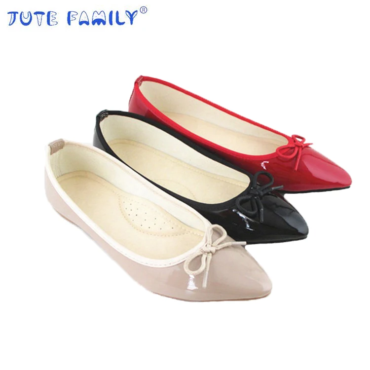 latest flat shoes for ladies 2019