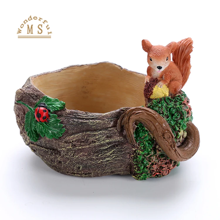 Indoor and garden decoration resin succulent planter with squirrel bunny design for easter day holiday gift