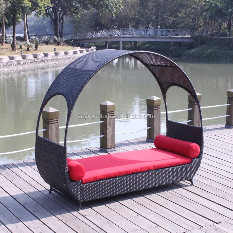 Wicker Beach Round Sofa Daybed Patio Poolside Garden Sun Lounger