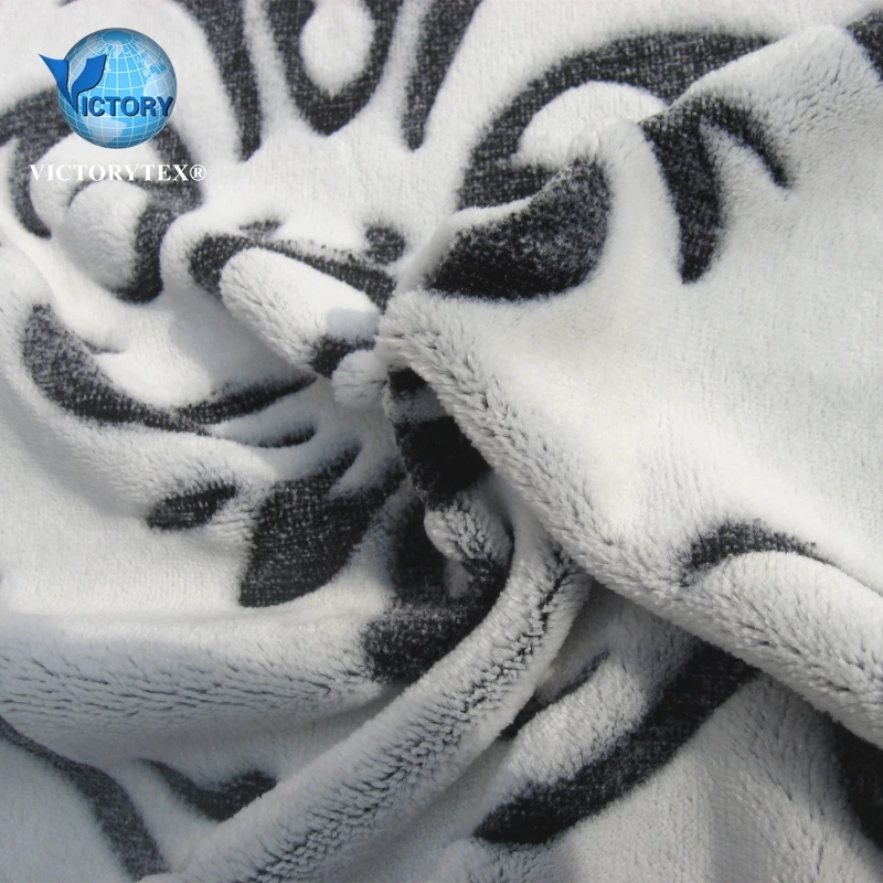 100 Polyester 3d Full Back Embossed Printed Clipping Carving Flannel