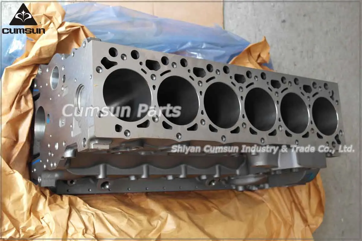 6ISDe bus motor engine cylinder block 4991099.jpg
