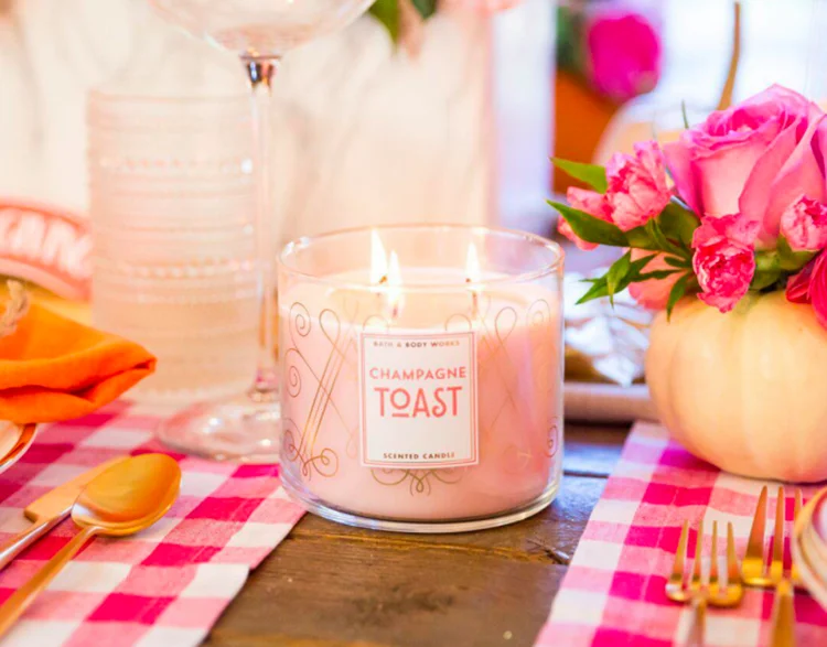 Large 3 Wick Scented Candle In Frosted Glass Jar With Luxury Gift Box