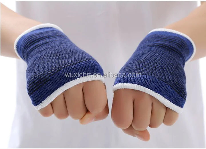 Boxing gloves (1).png