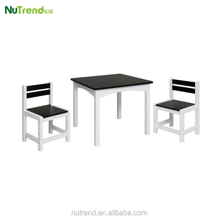 childs table & chairs