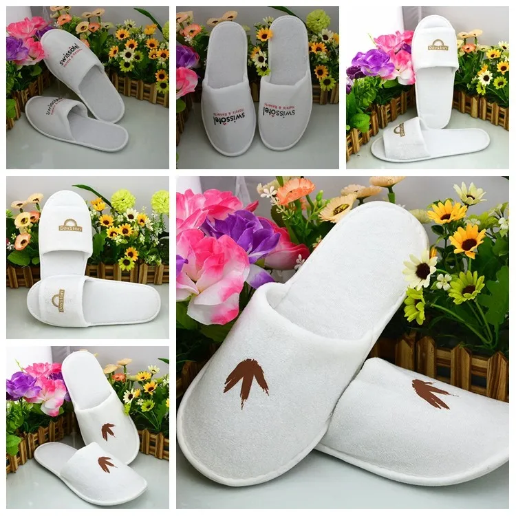 Machine Washable Disposable Hotel Slippers In Terry Towel White