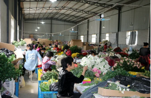 Wholesale 24K Golden Carnation Gift Box Packing Valentines Day Golden Rose Gift 