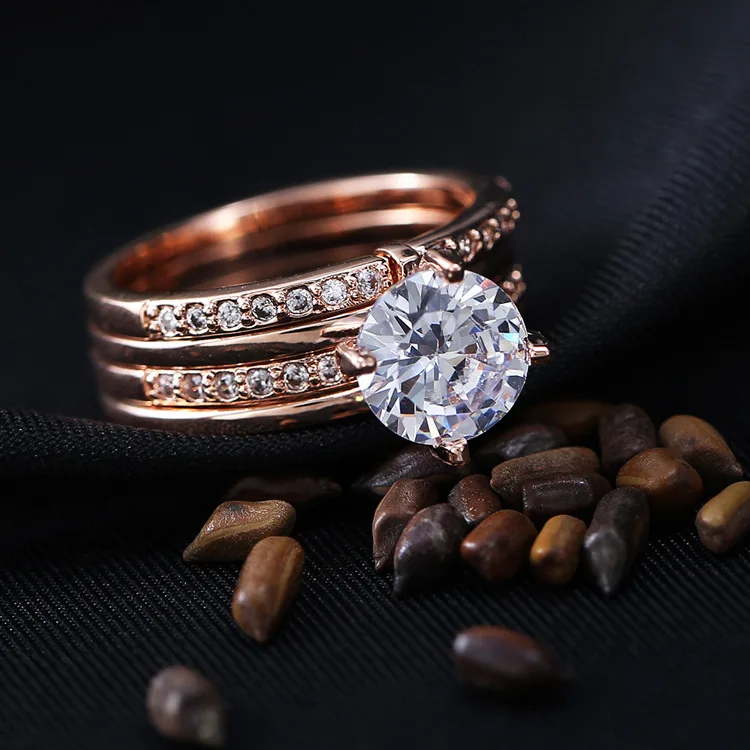 Splendid Single Stone Diamond Ring