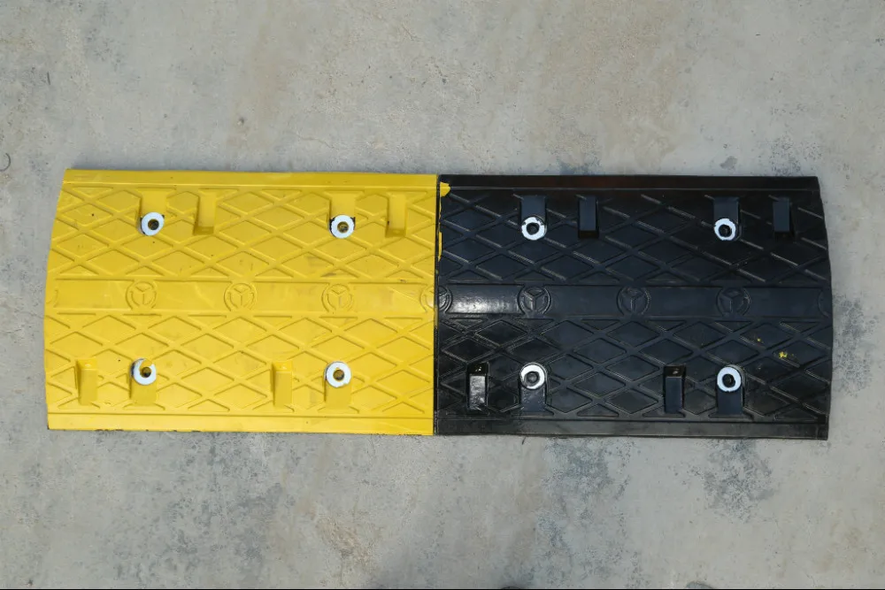 2022 Hot Sale Rubber Speed Bumps For Sale 350*500*50mm Road Bump Rubber ...