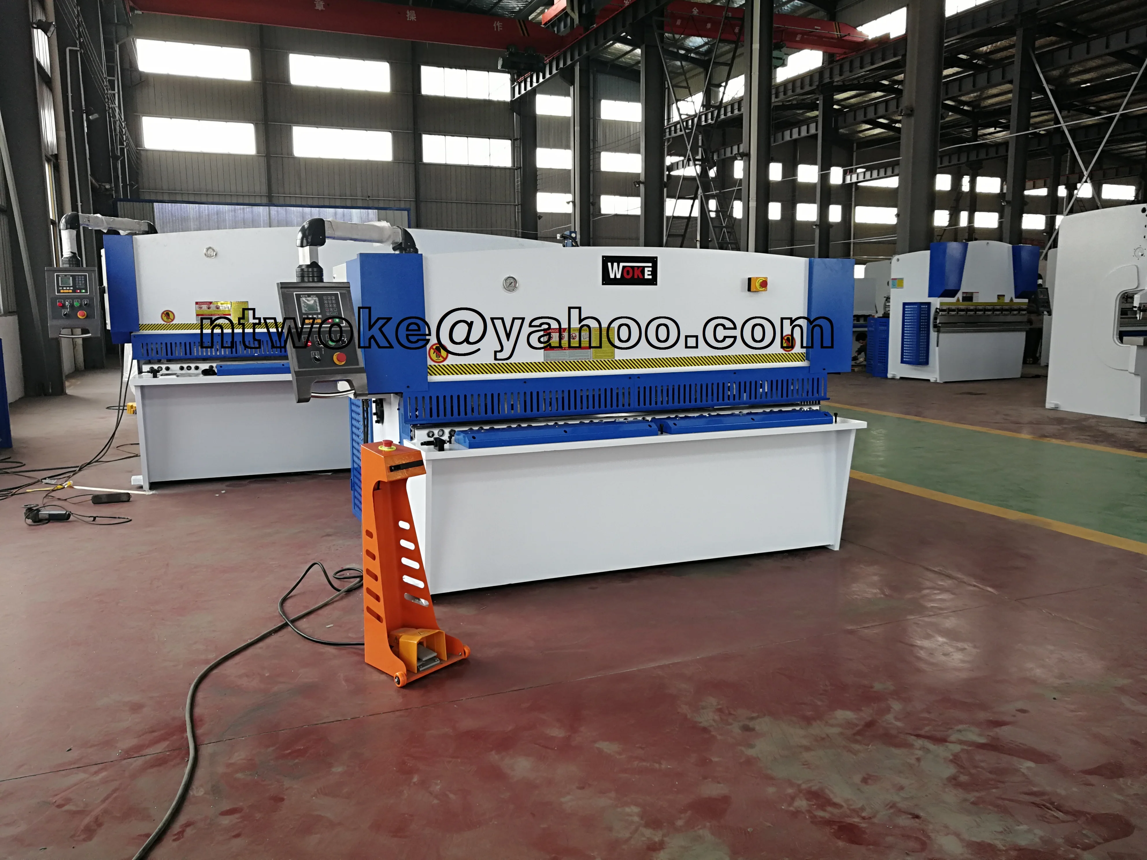 hydraulic shearing machine.jpg