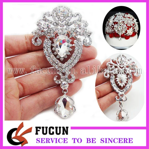 glass rhinestone brooch 2.jpg