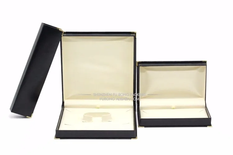 Best Price Trendy Ring Rolls Jewelry Box For Necklace Bracelet