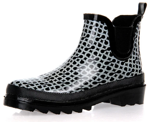 rubber boots short