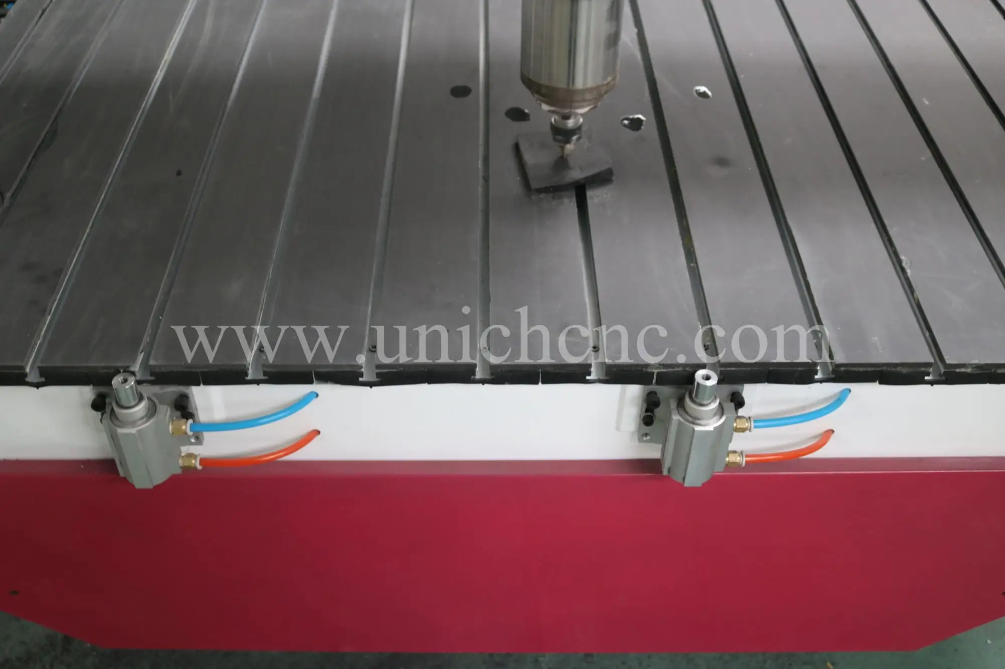 made in China Jinan UNICHCNC 3d router for wood furniture