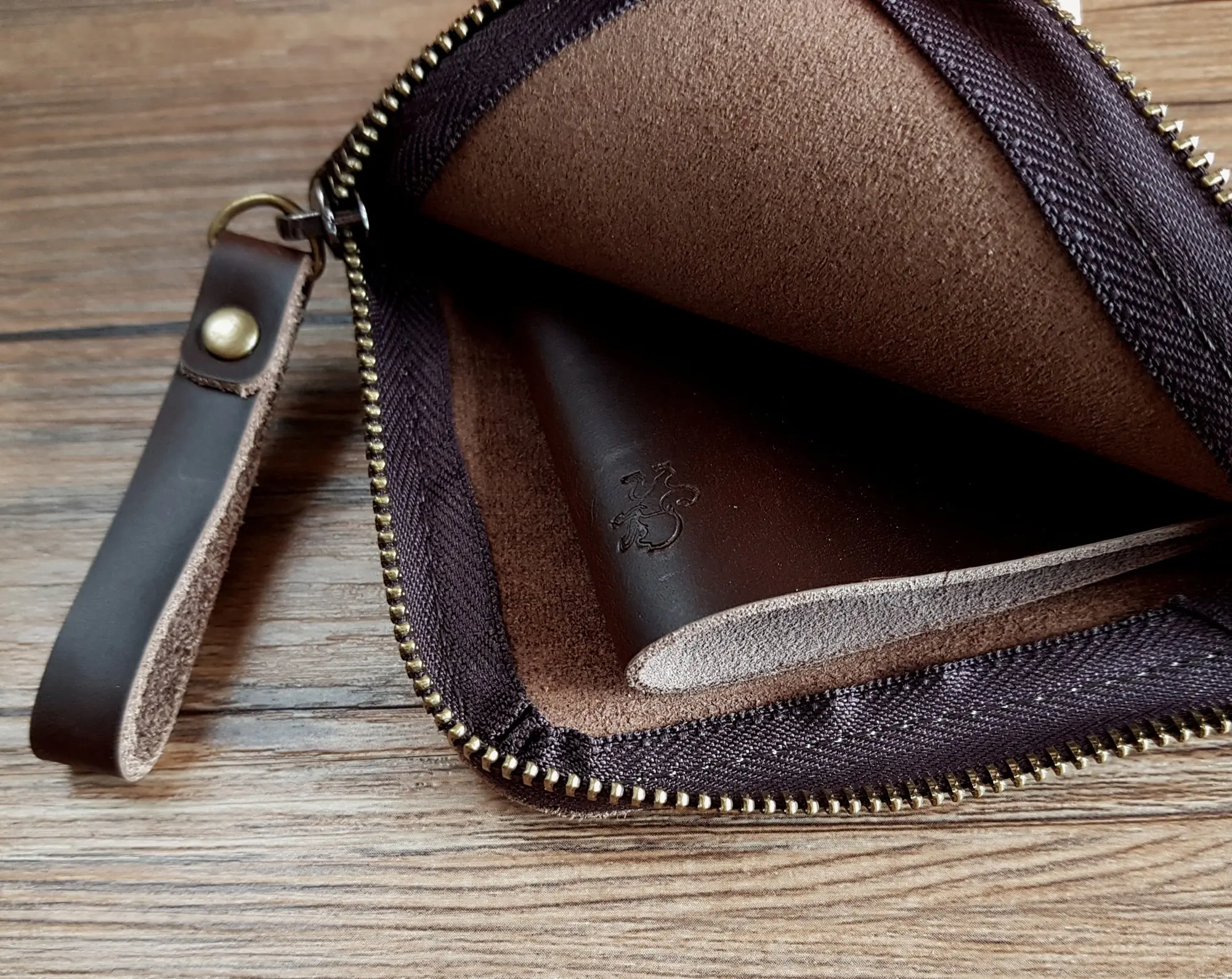 Leather Wallet LW-022 (4).jpg