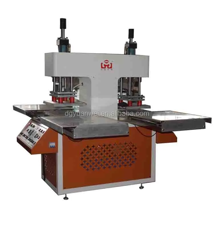 Private Custom Logo Printed Woven Clothing Embossed Label Making